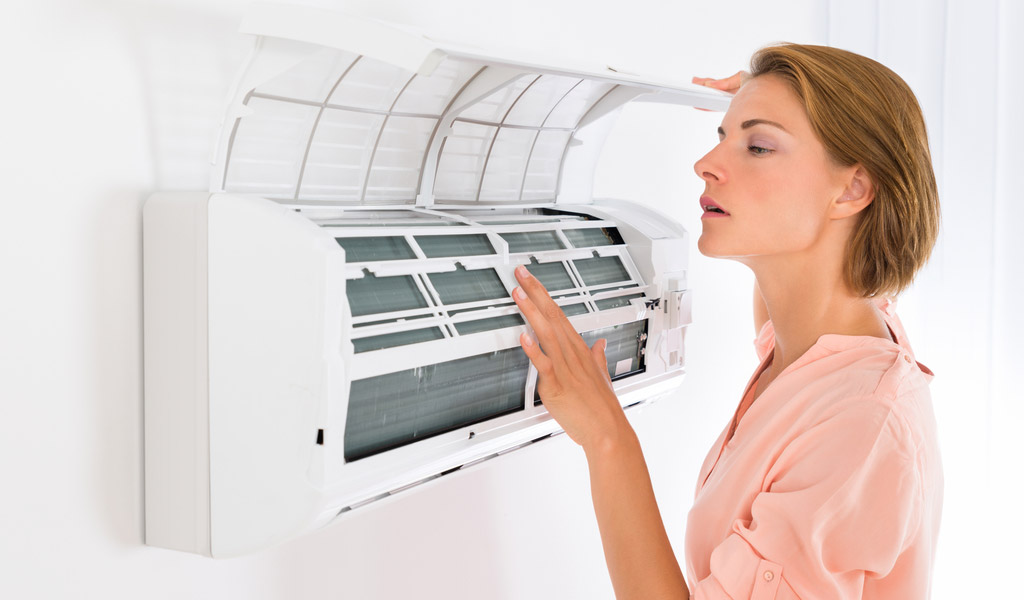 How can I inform if my Air Conditioning System is Damaged?
