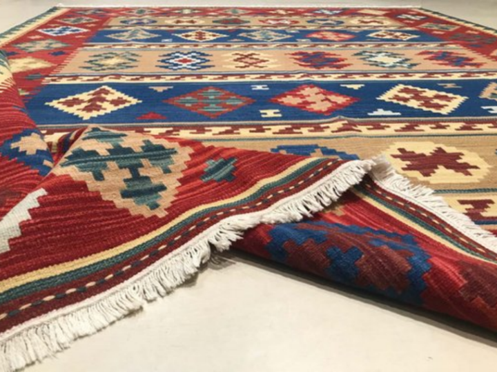 Tips To Help You Find Your Home’s Next Kilim Rug!