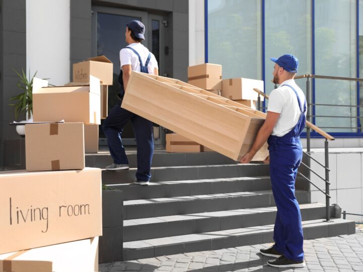 How a Moving Company Can Simplify Your Relocation
