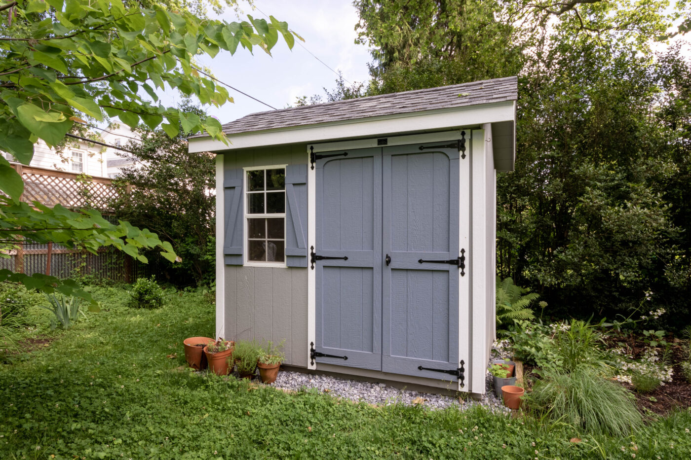 Benefits of Choosing a Vinyl Outdoor Shed for Your Storage Needs